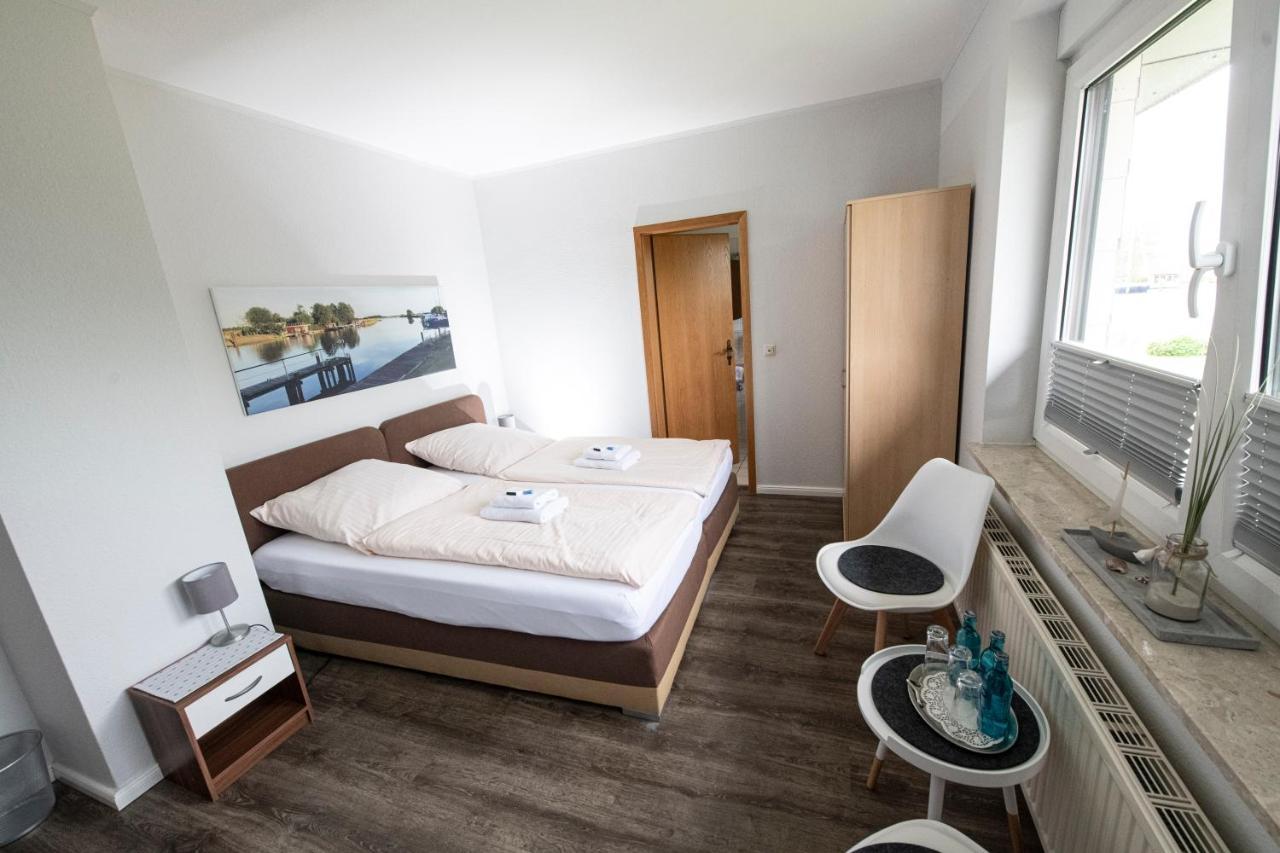 Zum Alten Faehrhaus - Bed & Breakfast Wrohm エクステリア 写真